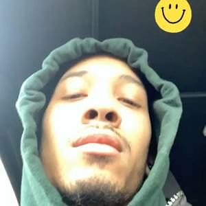 Meet your Posher, Luis